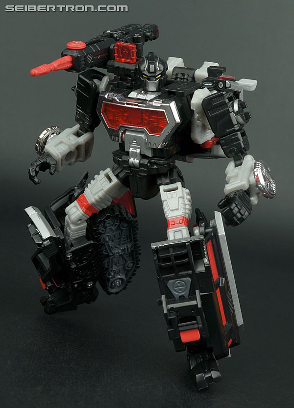 Transformers News: New Galleries: Generations Magnificus and United Perceptor