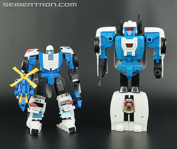 Transformers News: New Galleries: Million Publishing Generations Goshooter with Go Shuta
