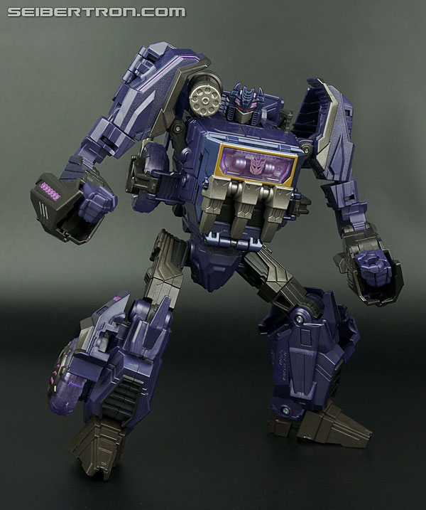 Transformers News: New Galleries: Takara Tomy Generations Soundwave, Soundblaster, Blaster and Data Discs!