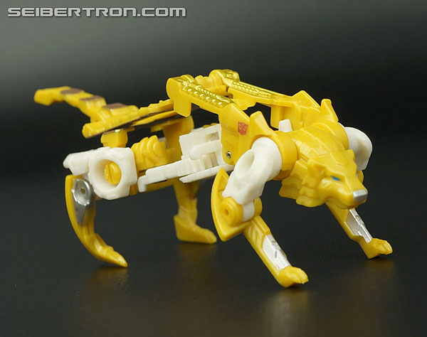 Transformers News: New Galleries: Takara Tomy Generations Soundwave, Soundblaster, Blaster and Data Discs!