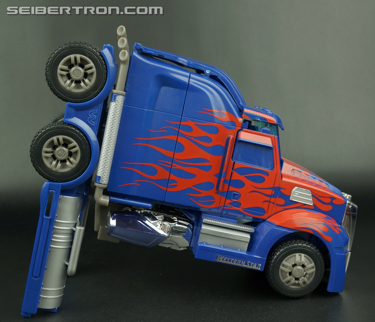 Transformers Age of Extinction: Generations First Edition Optimus Prime (Image #92 of 214)
