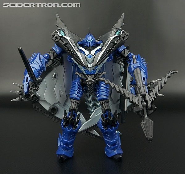 Transformers News: A Shattered Glass Anime? SSSS Gridman Piles on Transformers References Transformers News: A Shattered Glass Anime? SSSS Gridman Piles on Transformers References