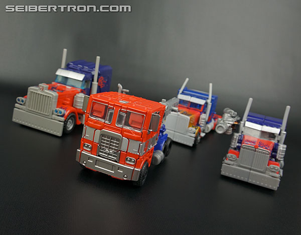 Transformers News: New Gallery: Age of Extinction Generations Voyager Evasion Mode Optimus Prime Transformers News: New Gallery: Age of Extinction Generations Voyager Evasion Mode Optimus Prime