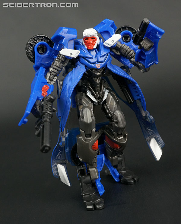 Transformers News: New Galleries: AOE Generations Hot Shot, Snarl, and Movie Advanced AD28 Snarl Transformers News: New Galleries: AOE Generations Hot Shot, Snarl, and Movie Advanced AD28 Snarl