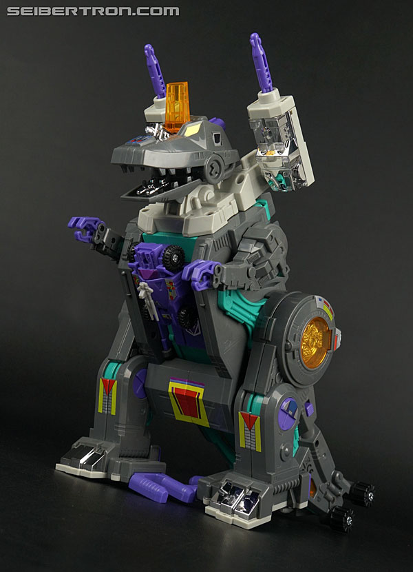 Transformers News: New Galleries: Platinum Edition Trypticon with Full-Tilt and Brunt #Transformers