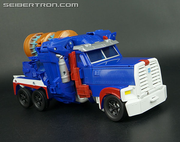 Transformers News: Re: New Galleries: Transformers Platinum Edition Starscream and Optimus Prime