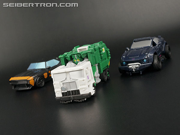 Transformers News: New Galleries: AOE Power Attackers Claw Crush Junkheap Transformers News: New Galleries: AOE Power Attackers Claw Crush Junkheap