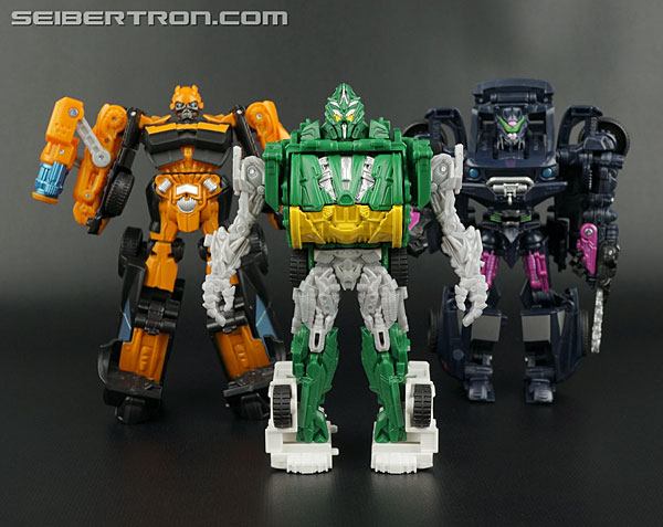 Transformers News: New Galleries: AOE Power Attackers Claw Crush Junkheap Transformers News: New Galleries: AOE Power Attackers Claw Crush Junkheap