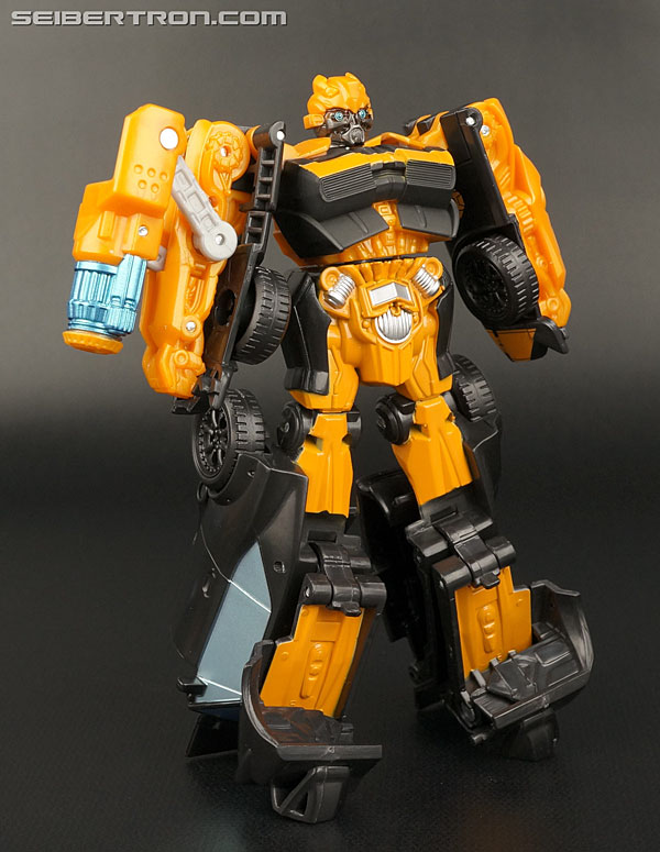 Transformers News: Video review of Chainsaw Thrash Vehicon and High Octane Bumblebee Power Attackers Transformers News: Video review of Chainsaw Thrash Vehicon and High Octane Bumblebee Power Attackers