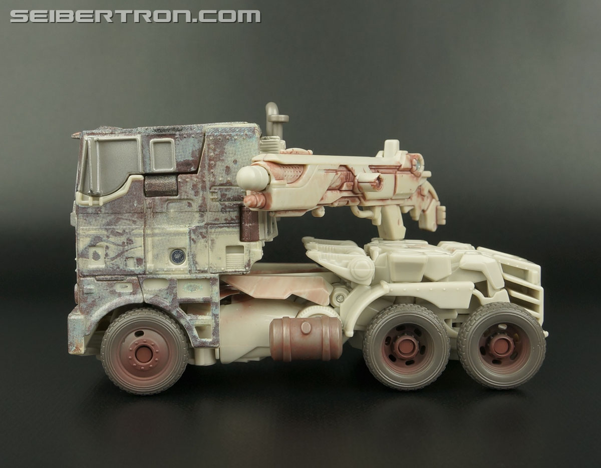 Transformers Takara Tomy: Movie Advanced Optimus Prime Rusty Version (Image #34 of 145)