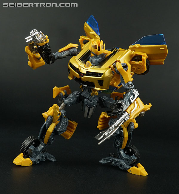 Transformers News: New Galleries: AOE Movie Advanced AD12 Revenge Optimus Prime and AD08 Battle Blade Bumblebee Transformers News: New Galleries: AOE Movie Advanced AD12 Revenge Optimus Prime and AD08 Battle Blade Bumblebee