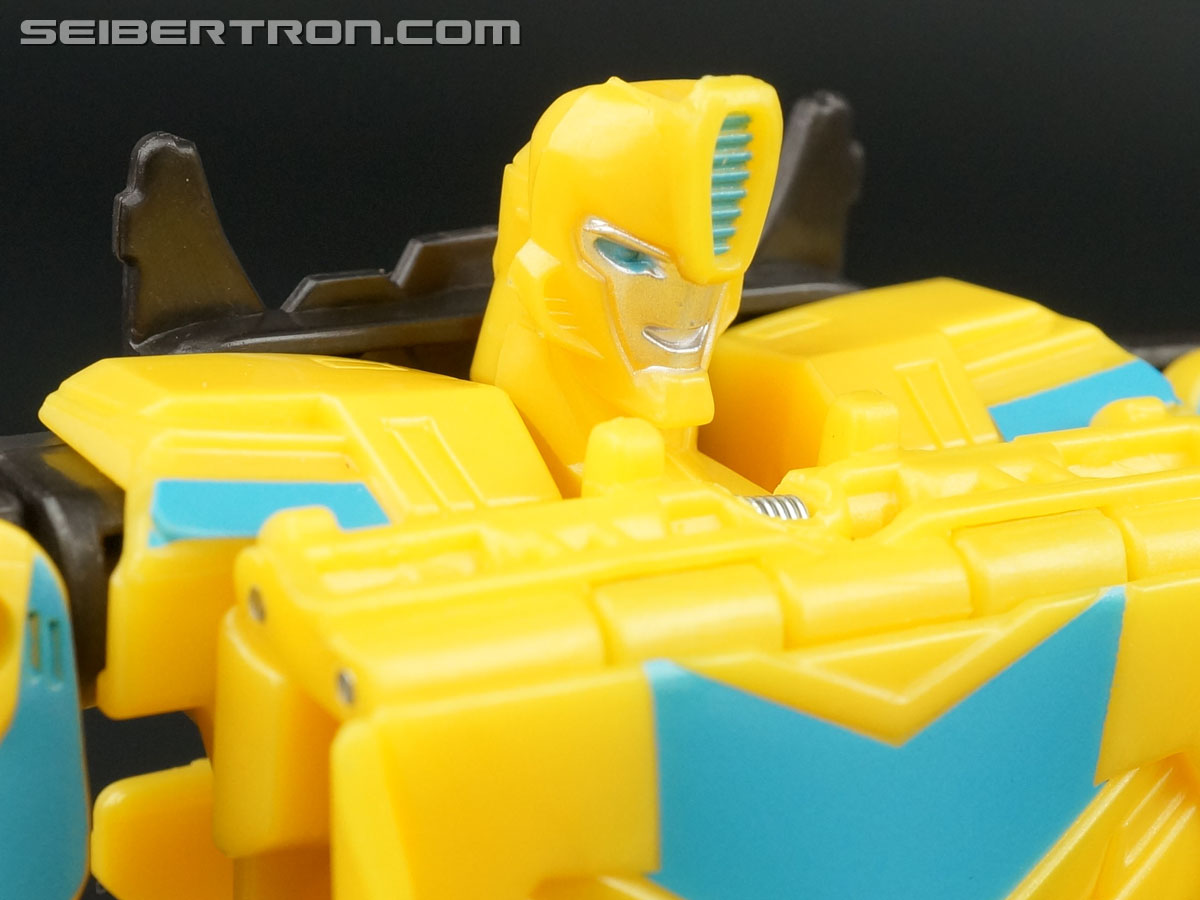 Transformers: Robots In Disguise Energon Boost Bumblebee (Image #35 of 73)