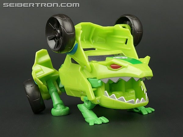 Transformers News: New Galleries: Robots In Disguise 1-Steps Springload, Quillfire, Patrol Mode Strongarm, Gold Armor G