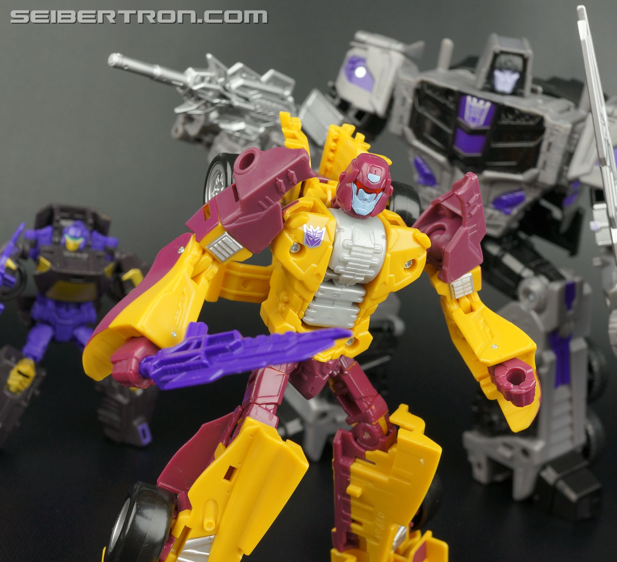 Transformers Generations Combiner Wars Dragstrip (Drag Strip) (Image #110 of 128)