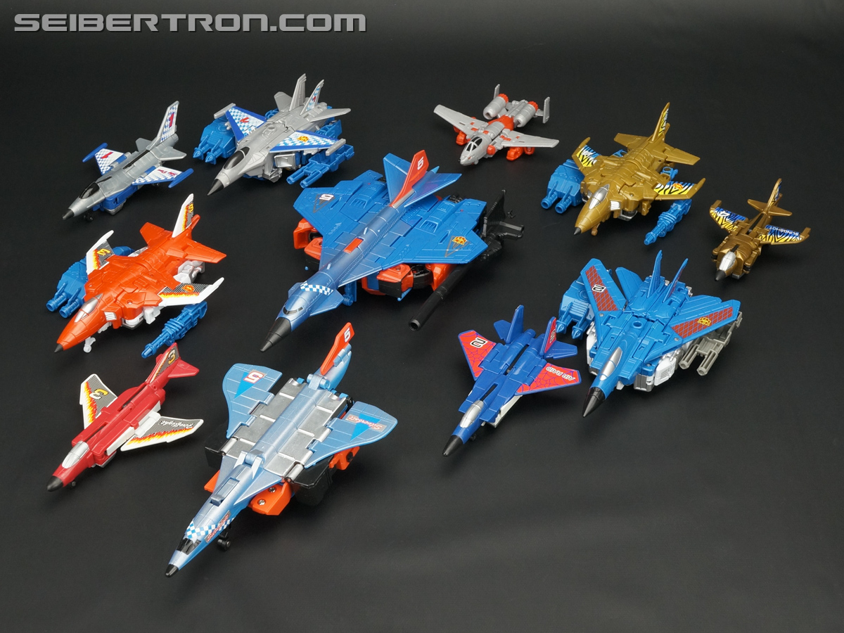 Transformers Generations Combiner Wars Skydive (Image #25 of 102)