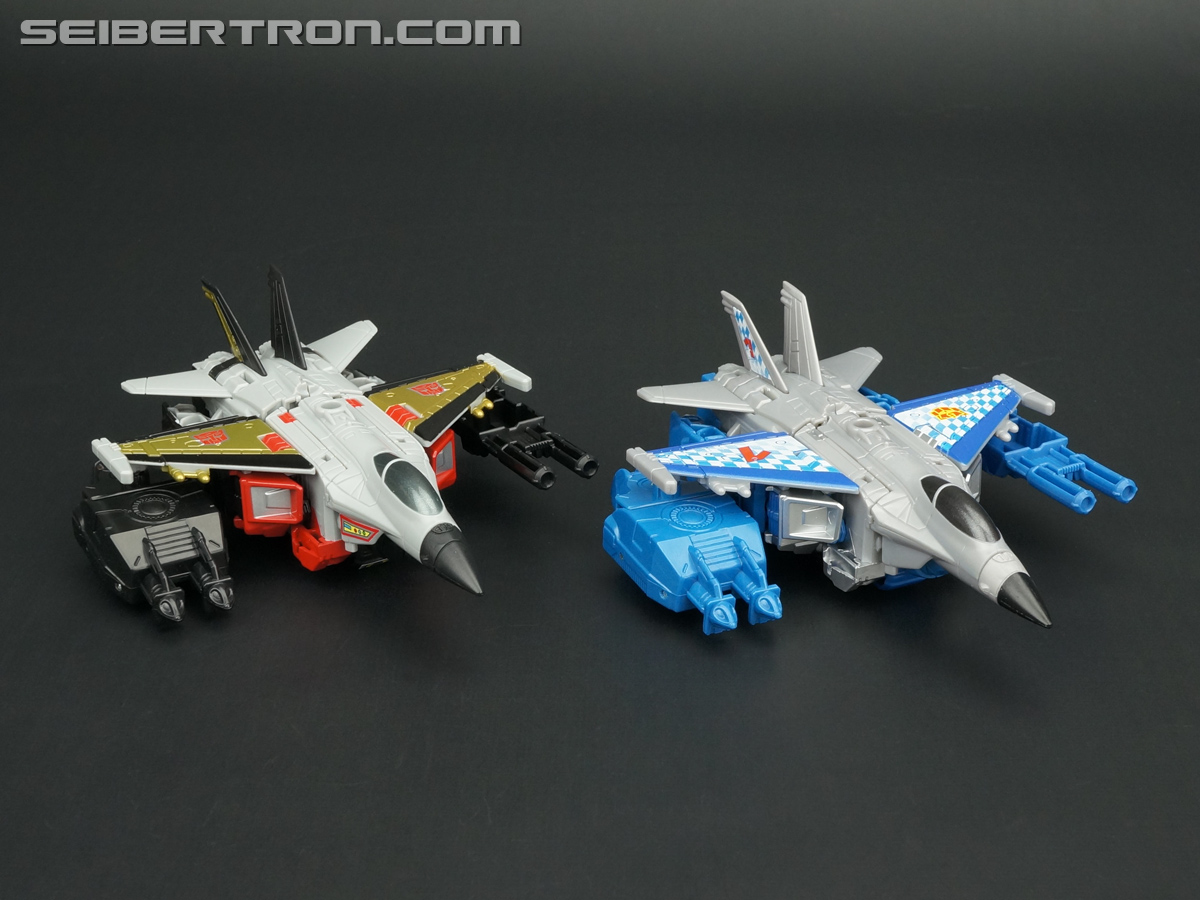 Transformers Generations Combiner Wars Skydive (Image #34 of 102)