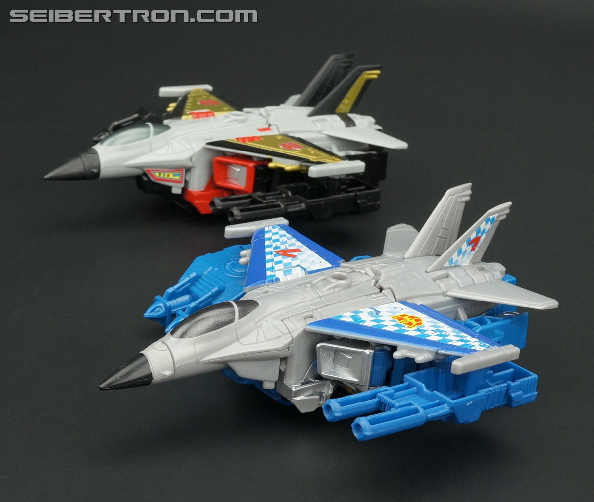 Transformers Generations Combiner Wars Skydive (Image #38 of 102)