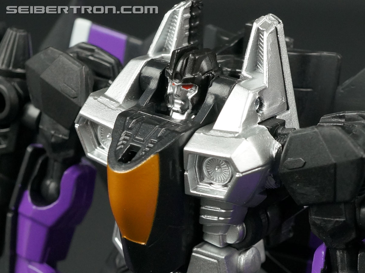 Transformers Generations Combiner Wars Skywarp (Image #62 of 105)