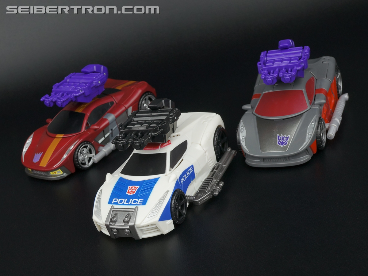 Transformers Generations Combiner Wars Streetwise (Image #54 of 149) Transformers Generations Combiner Wars Streetwise (Image #54 of 149)