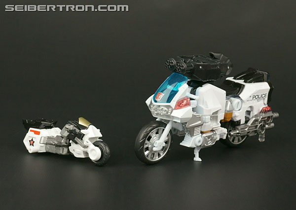 Transformers Generations Combiner Wars Groove (Image #60 of 210)