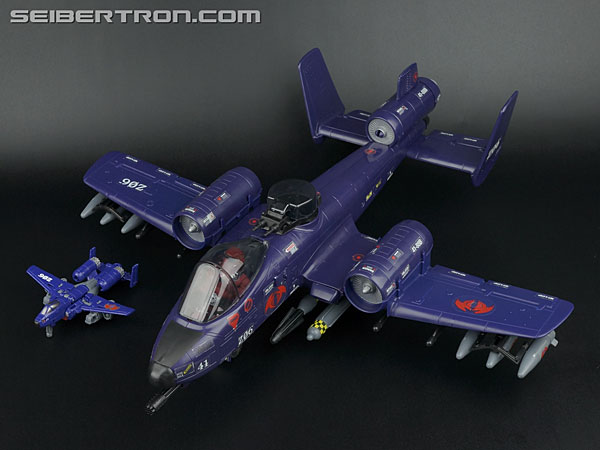 Transformers News: New Gallery: Combiner Wars Viper (G.I. Joe Cobra Rattler and Wild Weasel homage) Transformers News: New Gallery: Combiner Wars Viper (G.I. Joe Cobra Rattler and Wild Weasel homage)