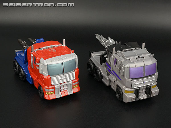 Transformers Generations Combiner Wars Motormaster (Image #52 of 190)