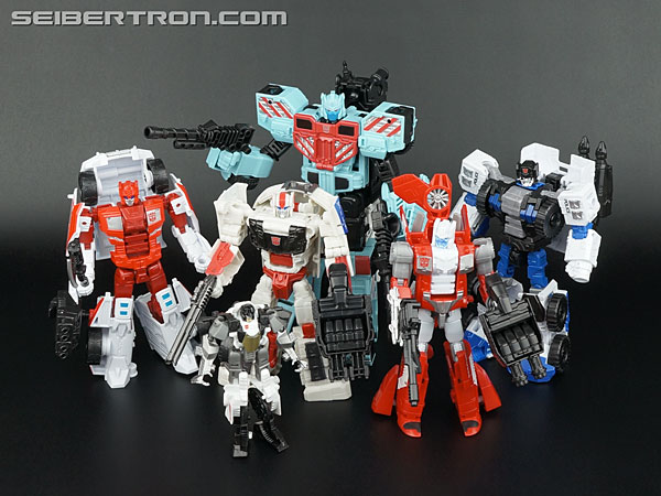 Transformers News: New Galleries: Combiner Wars Defensor and the Protectobots