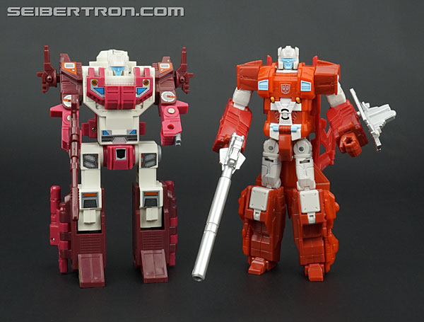 Transformers News: New Galleries: Transformers Generations Combiner Wars Scattershot and Betatron