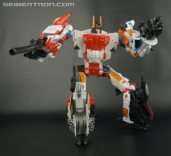 Transformers News: New Gallery: Generations Combiner Wars Superion
