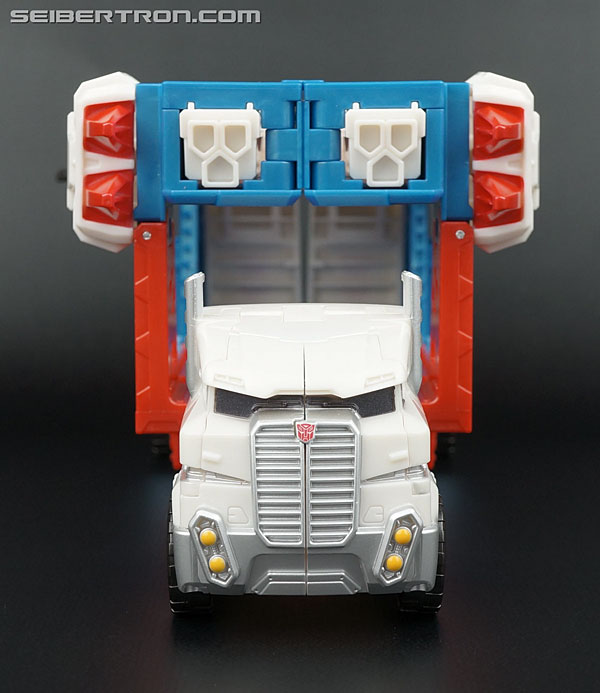 Transformers Generations Combiner Wars Ultra Magnus (Image #28 of 207)