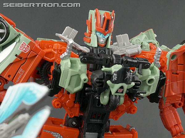 Transformers News: Unboxing Video and Teaser Gallery of Combiner Wars Victorion and the Rust Renegades