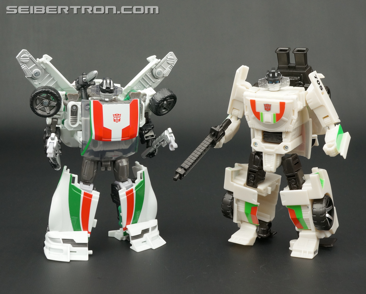 Transformers Generations Combiner Wars Wheeljack (Image #123 of 137)