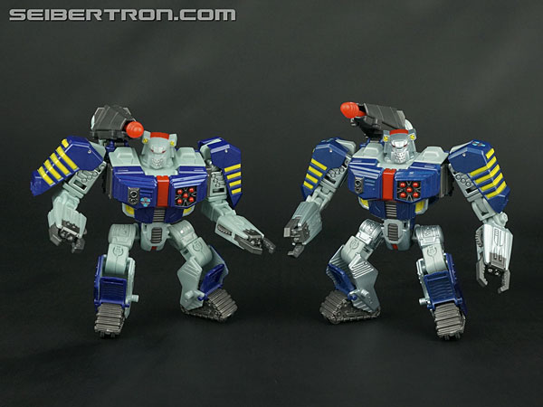 Transformers News: Re: New Galleries: Transformers Generations, United, Classics, Henkei and more Transformers News: Re: New Galleries: Transformers Generations, United, Classics, Henkei and more