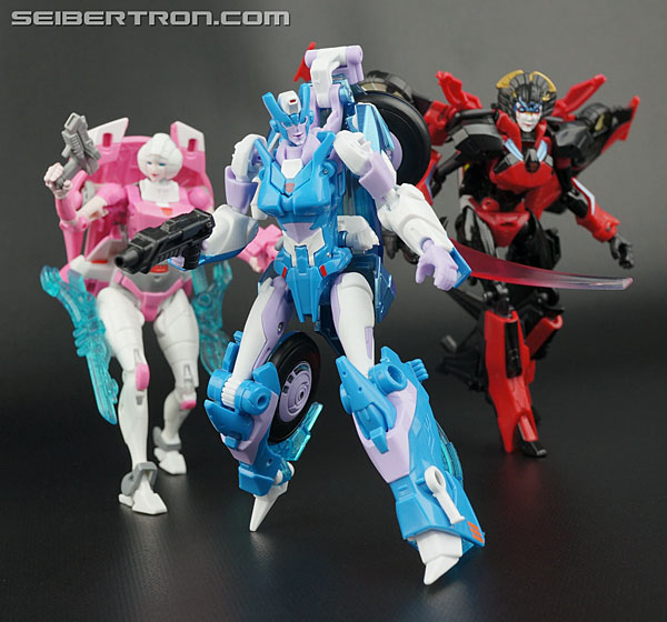 Transformers Legends Chromia (Image #137 of 137)