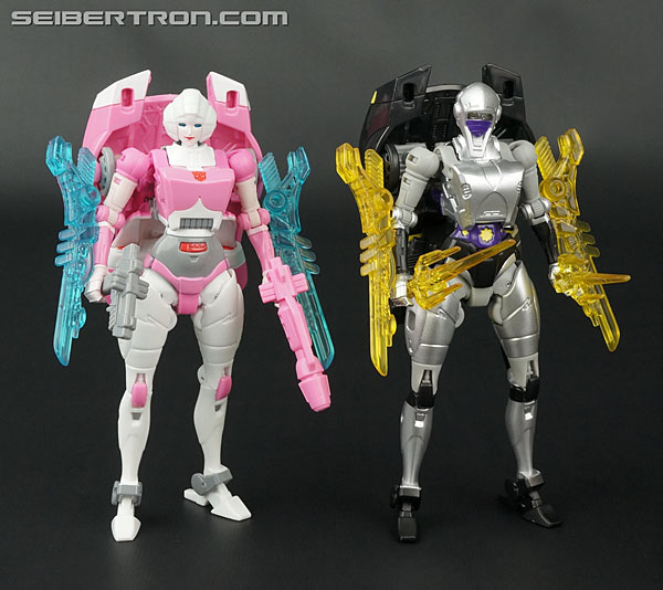 Transformers News: Top 5 Best Female Transformers Toys Transformers News: Top 5 Best Female Transformers Toys