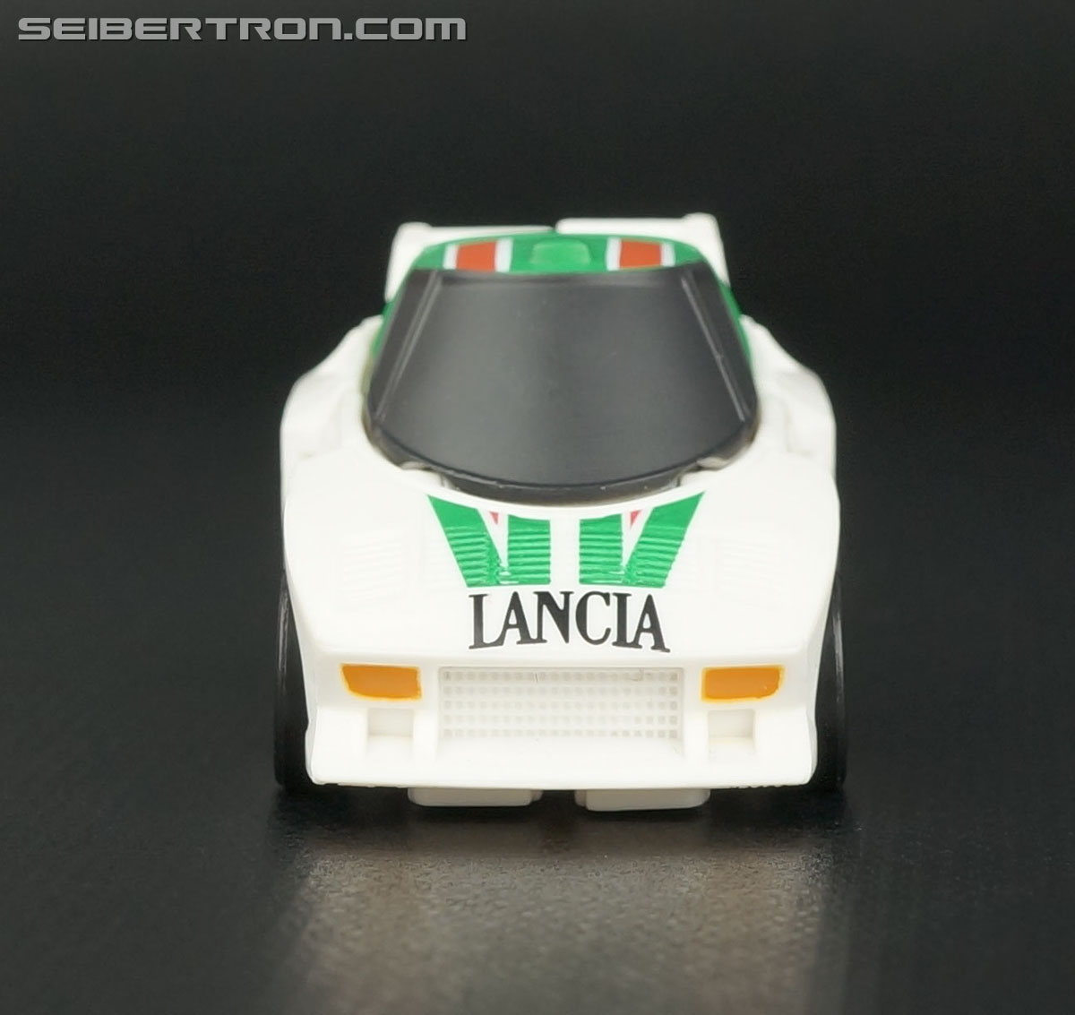 Q-Transformers Wheeljack (Image #12 of 92)
