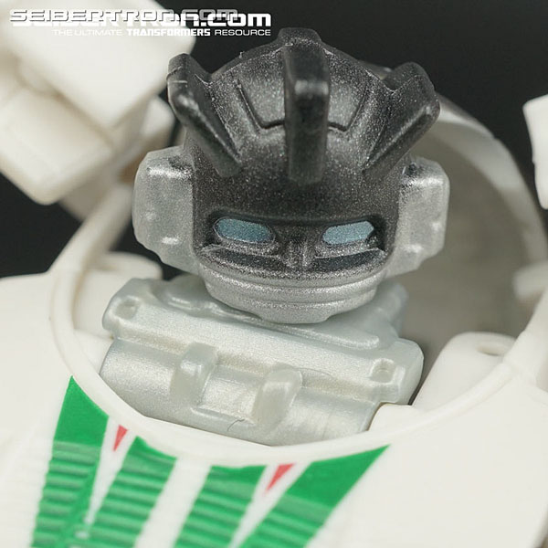 Q-Transformers Wheeljack (Image #92 of 92)