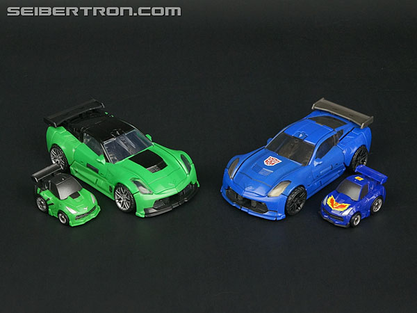 Transformers News: New Galleries: Masterpiece MP-25 Tracks and QT-17 Tracks