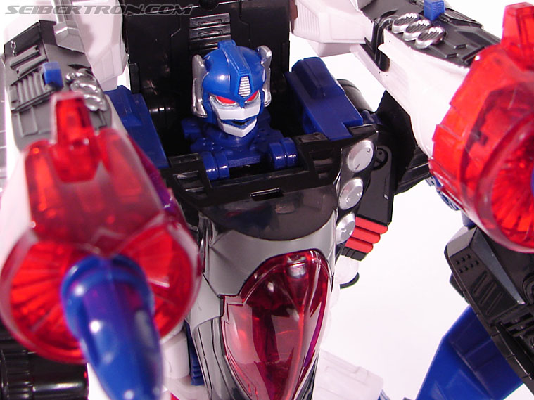 Transformers BotCon Exclusives Optimus Primal (Image #136 of 178) Transformers BotCon Exclusives Optimus Primal (Image #136 of 178)