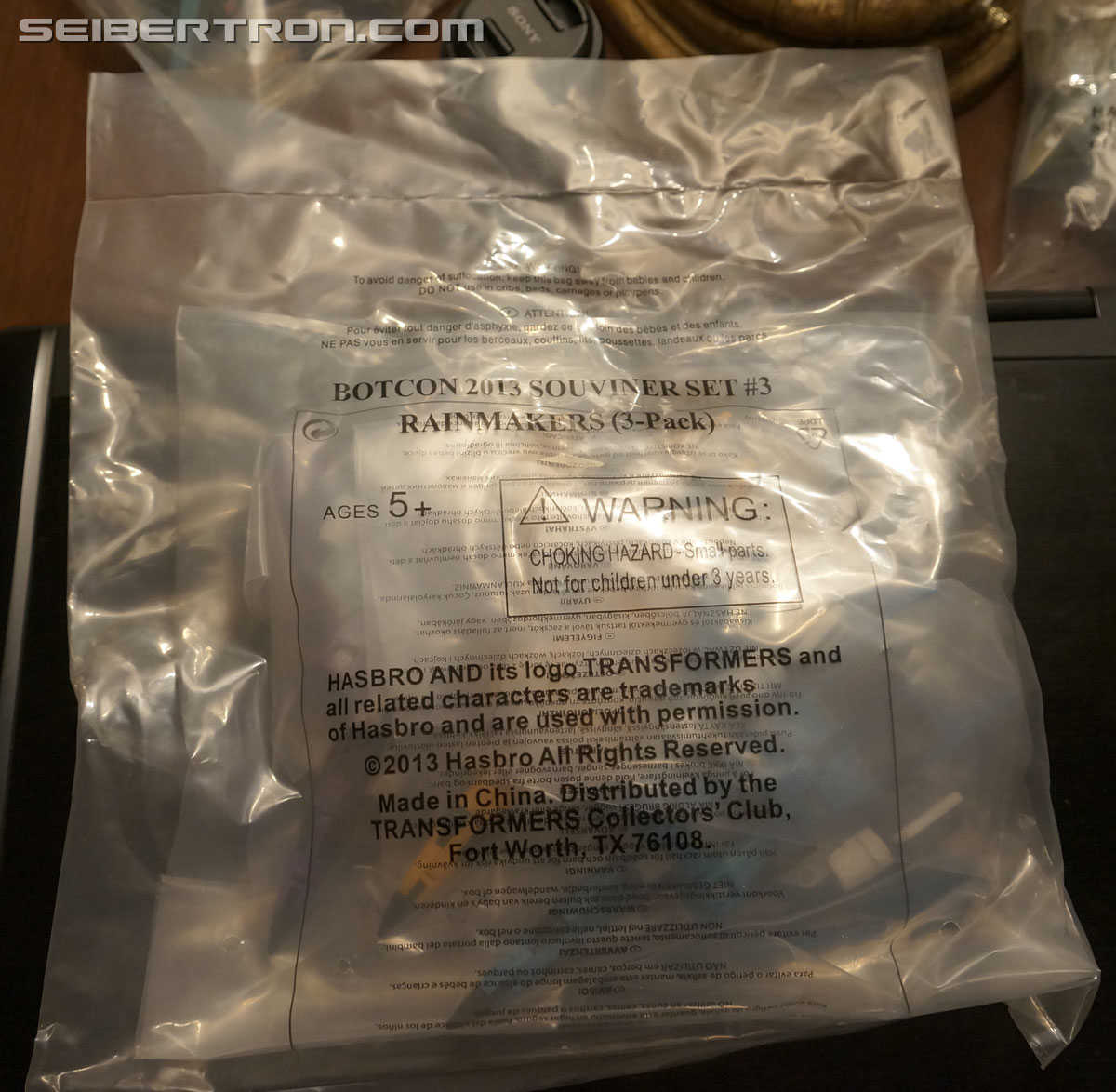 Transformers BotCon Exclusives Bitstream (Image #1 of 84) Transformers BotCon Exclusives Bitstream (Image #1 of 84)