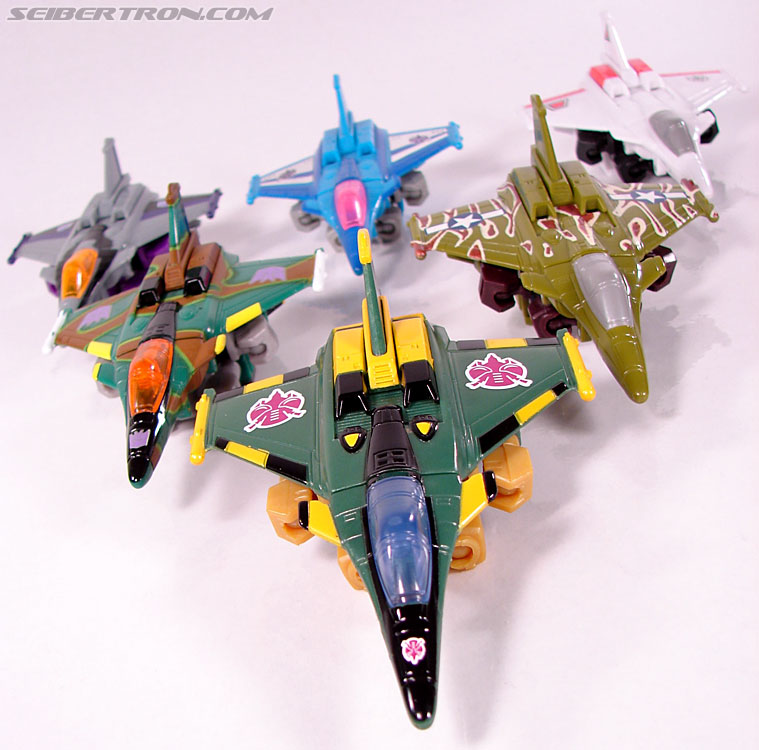 Transformers BotCon Exclusives Waspinator (Image #38 of 125)