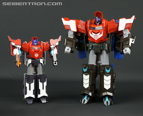 Transformers News: New Galleries: Robots In Disguise Hyperchange Sideswipe and Clash of the Transformers Hyperchange Bu Transformers News: New Galleries: Robots In Disguise Hyperchange Sideswipe and Clash of the Transformers Hyperchange Bu