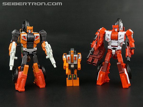 Transformers News: New Galleries: Unite Warriors UW-08 Technobots Combiner Computron Set Transformers News: New Galleries: Unite Warriors UW-08 Technobots Combiner Computron Set