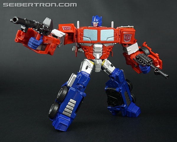 Transformers News: New Galleries: Unite Warriors UN-05 Convoy Grand Prime