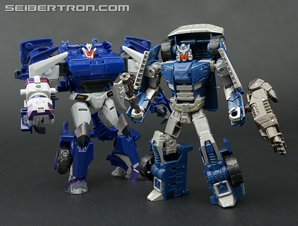 Transformers News: New Galleries: Unite Warriors UW-06 Combiner Haunt Leader Grand Galvatron