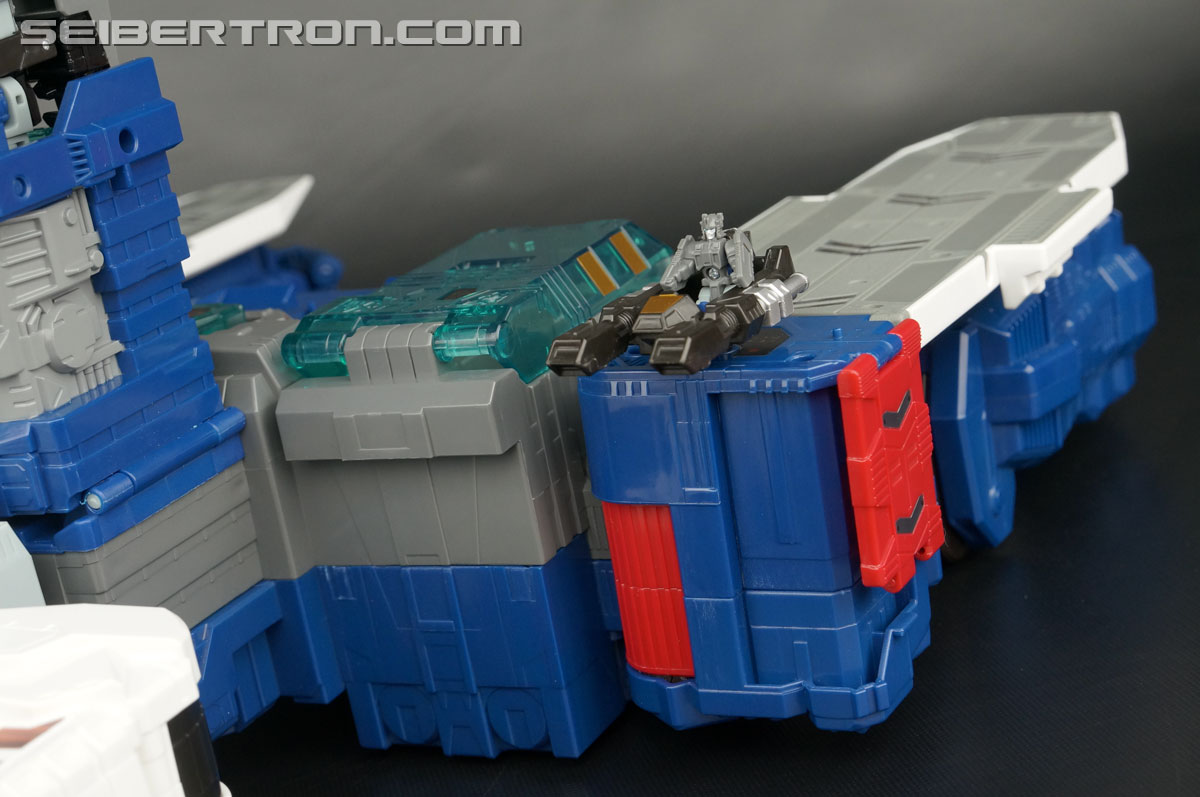 Transformers Titans Return Emissary (Spike) (Image #3 of 63)