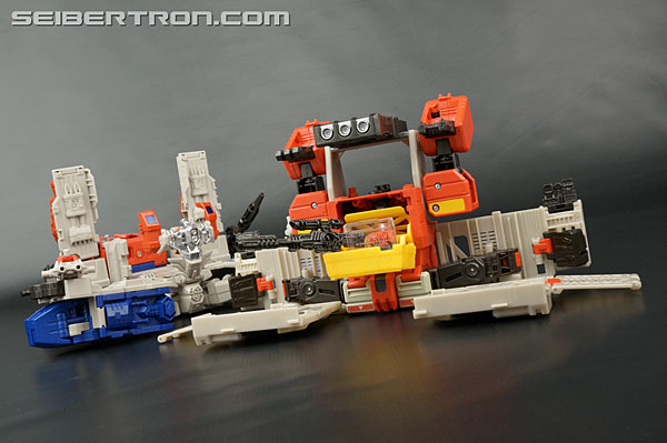 Transformers Titans Return Blaster (Image #213 of 217)