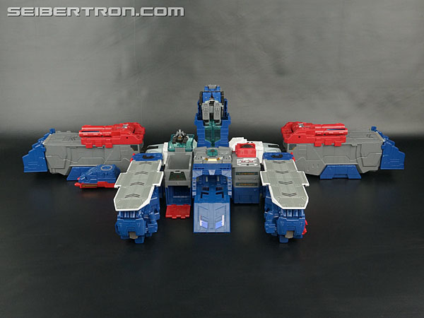 Transformers News: New Galleries: Titans Return Fortress Maximus with Cerebros and Emissary Transformers News: New Galleries: Titans Return Fortress Maximus with Cerebros and Emissary