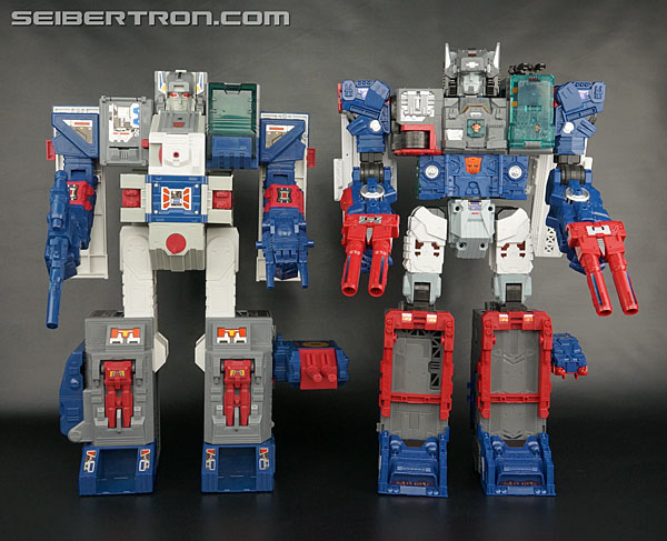 Transformers News: New Galleries: Titans Return Fortress Maximus with Cerebros and Emissary Transformers News: New Galleries: Titans Return Fortress Maximus with Cerebros and Emissary