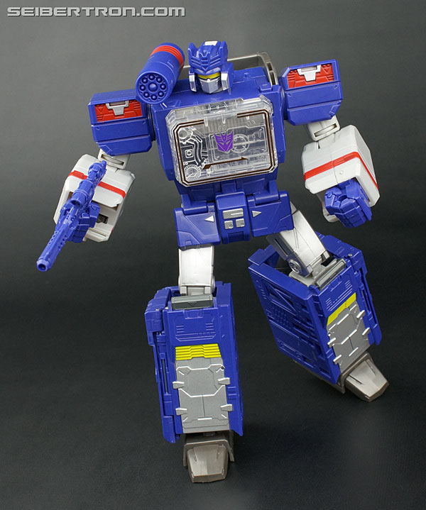 Transformers News: New Galleries: Titans Return Leader Soundwave with Soundblaster